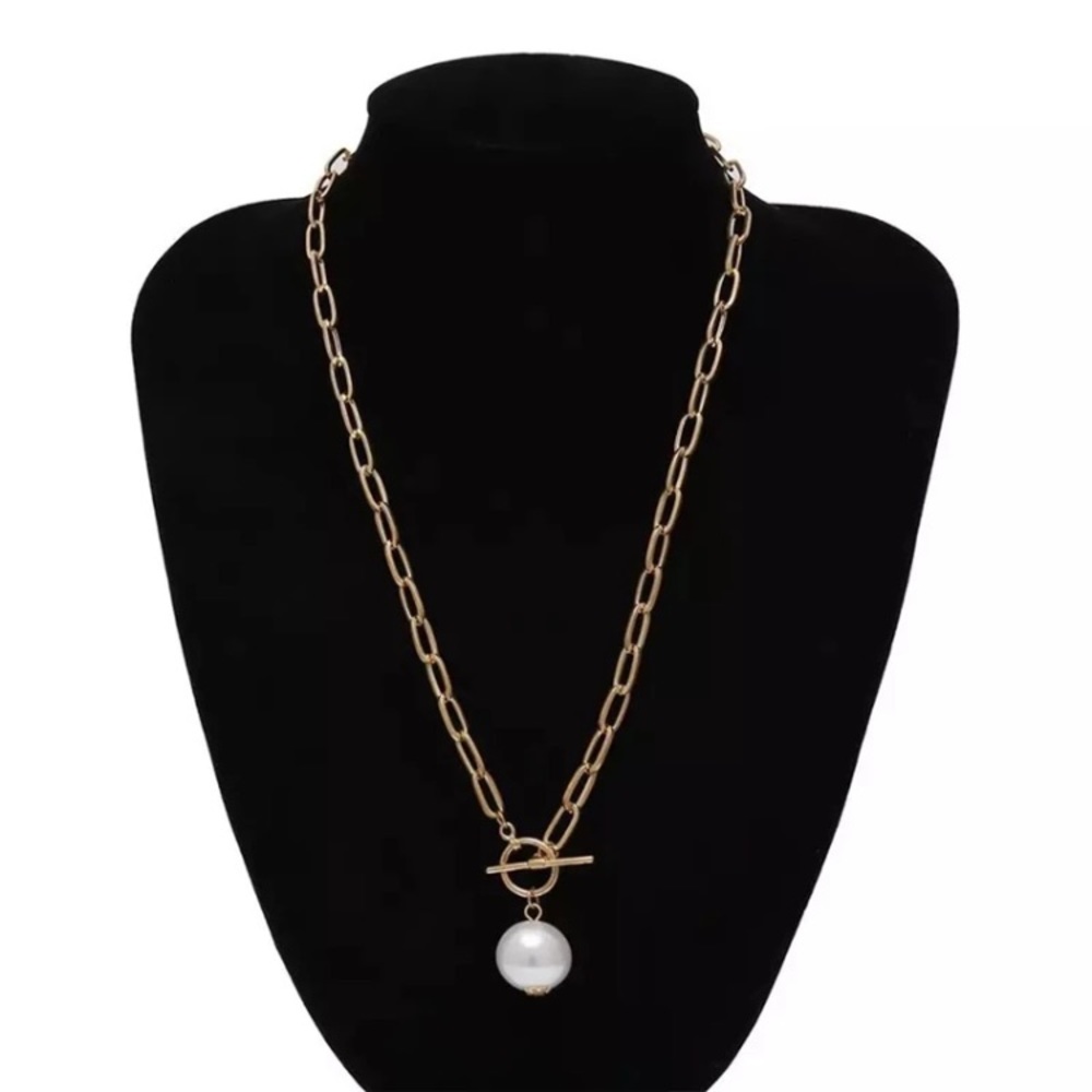 🌟. Big Baroque Imitation Pearl Two Tone Chain Necklace - Picture 3 of 4